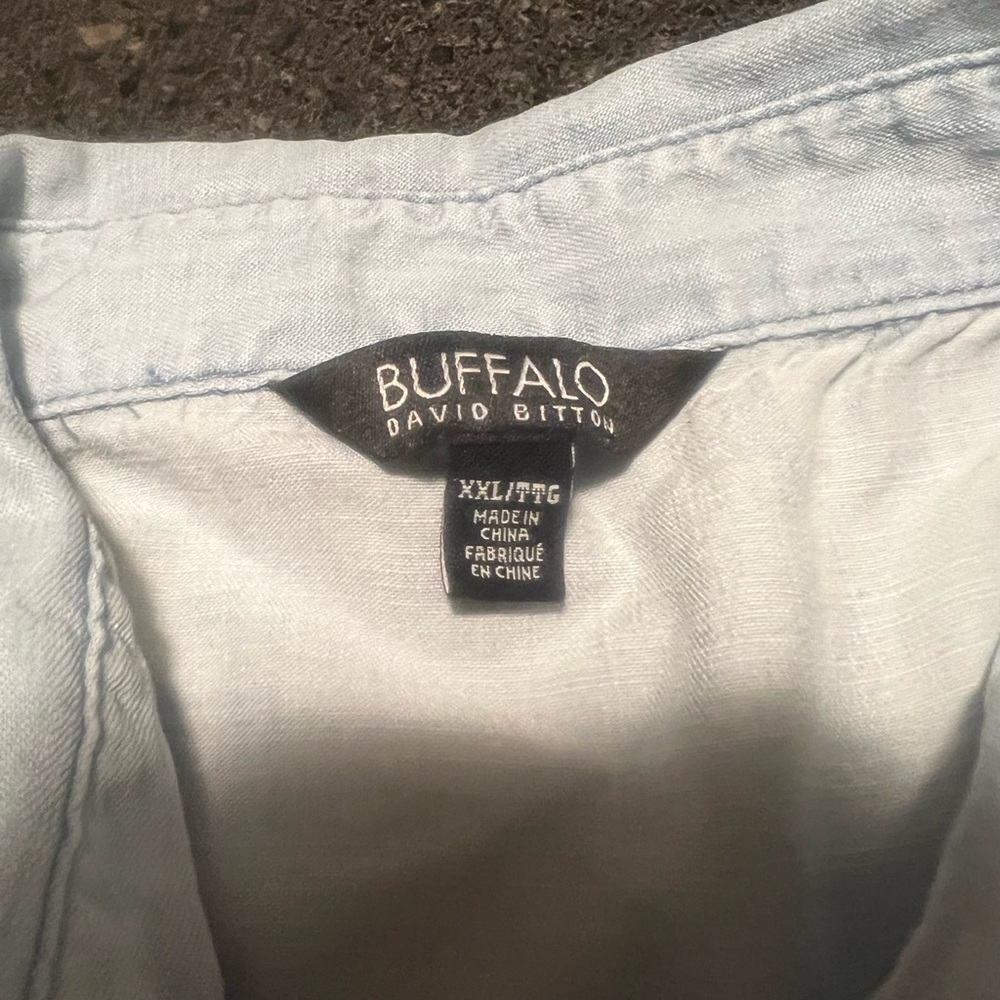 Buffalo button up top - Picture 2 of 2
